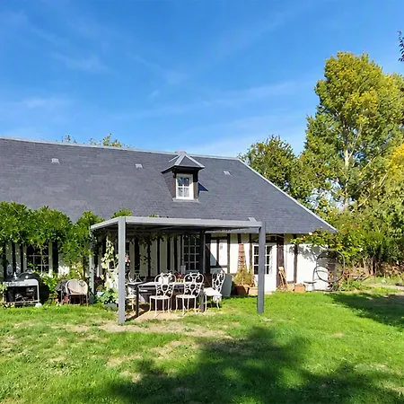 2 Bedroom Beautiful In